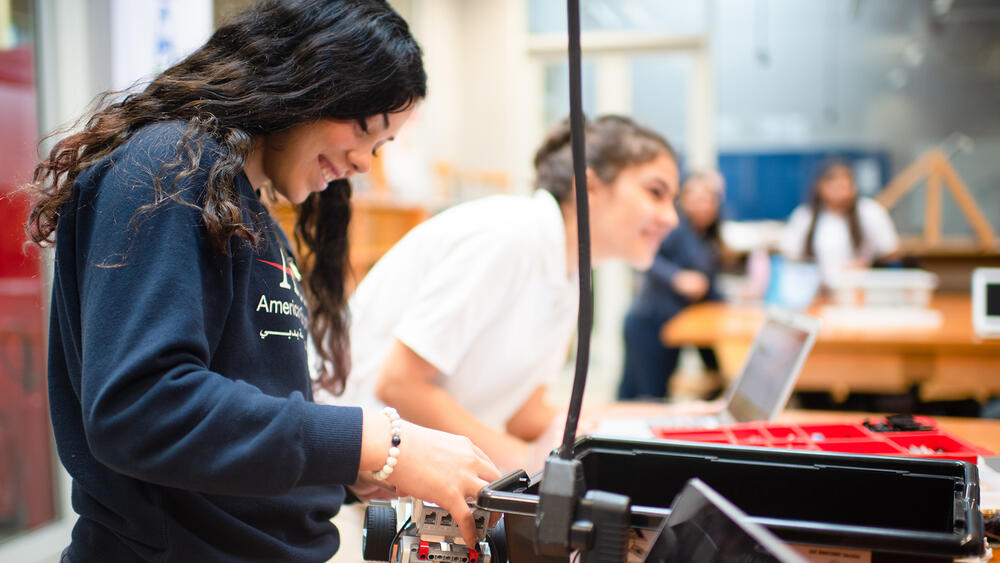 HS Course Catalog American School of Dubai HS Course Catalog American School of Dubai